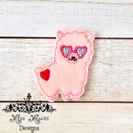 Llama Alpaca valentine Heart feltie ITH Embroidery design file