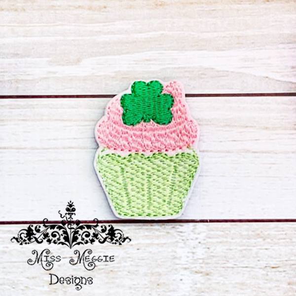 Clover St Patricks Day Cupcake Feltie Ith Embroidery Design Miss Meggie Designs 4697