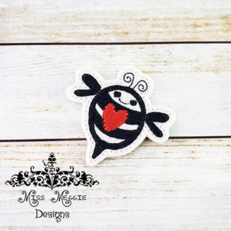 Valentine Bee feltie ITH Embroidery design file